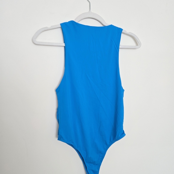 Lizette Collection Blue Sleeveless Top - Picture 5 of 7